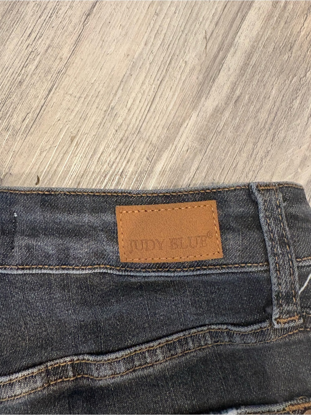 Judy Blue Women's Washed Black Skinny Jeans - Picture 5 of 7